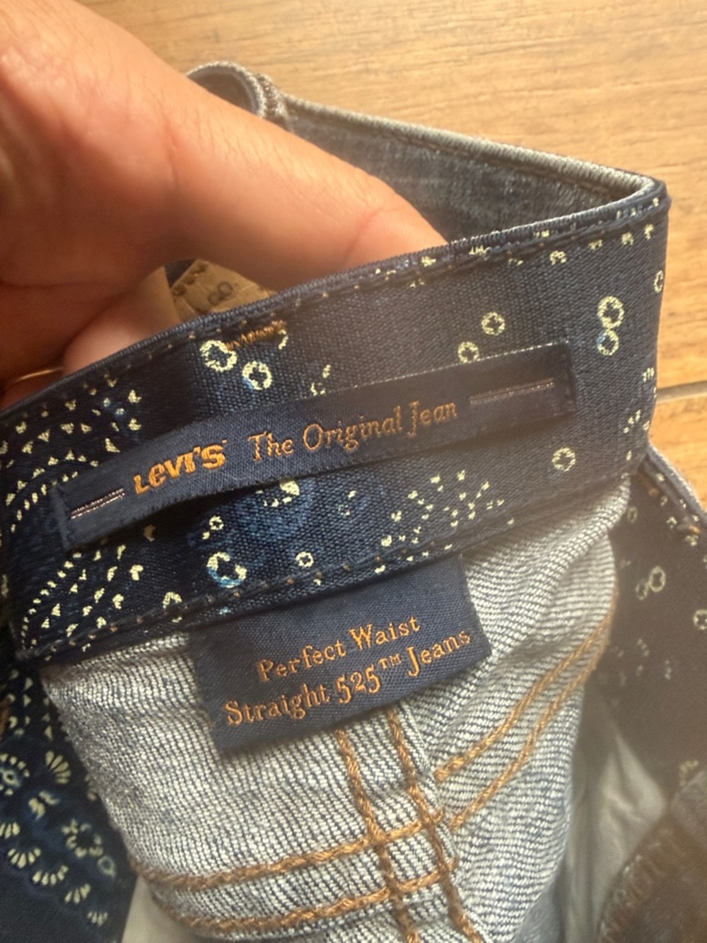Women's Levi's straight 525 Dark Blue Jeans - Picture 2 of 4